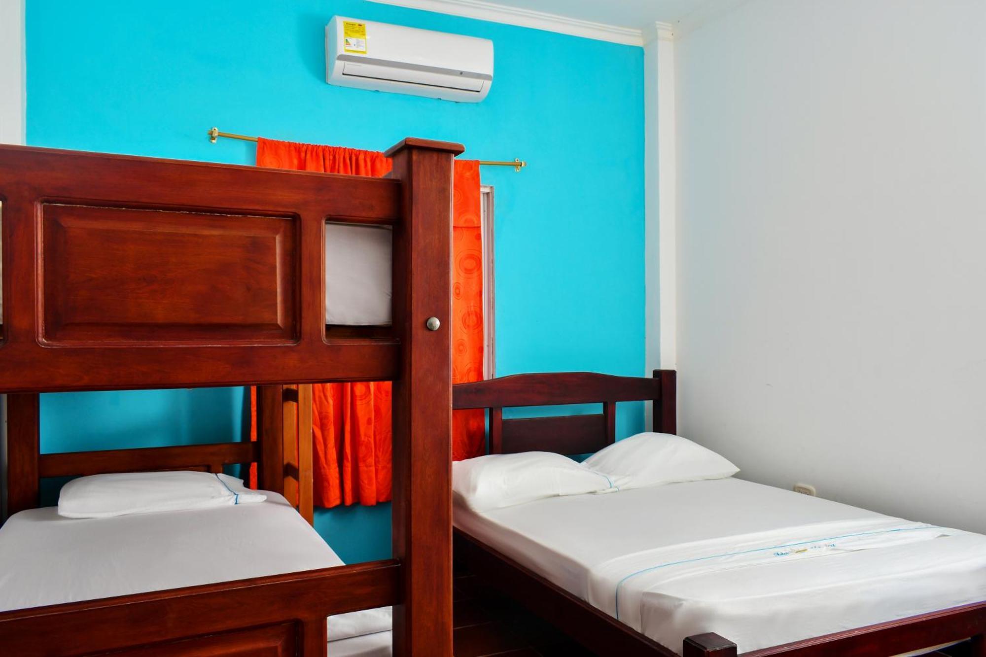 Hotel Isla Magica Coveñas Kültér fotó