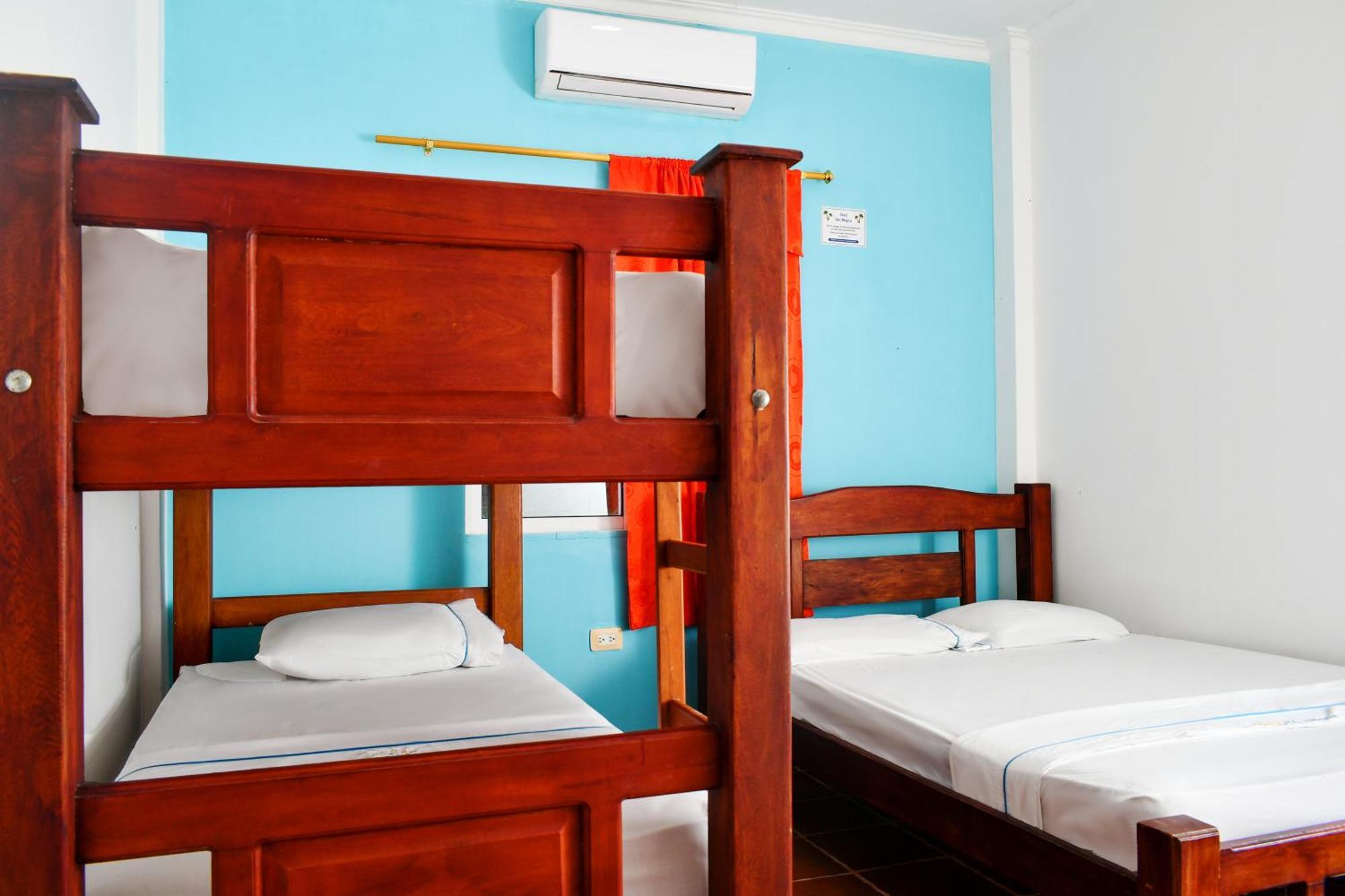 Hotel Isla Magica Coveñas Kültér fotó